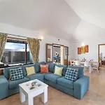 Beautiful Lanzarote 3 Bedrooms Strelitzia South Facing & Secluded Private Pool Βίλα Πλάγια Μπλάνκα