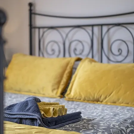 Beautiful Lanzarote 3 Bedrooms Strelitzia South Facing & Secluded Private Pool