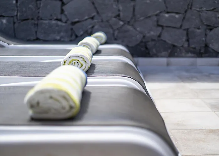 Beautiful Lanzarote 3 Bedrooms Strelitzia South Facing & Secluded Private Pool Villa