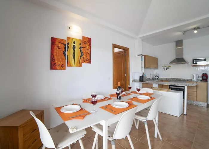 Beautiful Lanzarote 3 Bedrooms Strelitzia South Facing & Secluded Private Pool * Playa Blanca